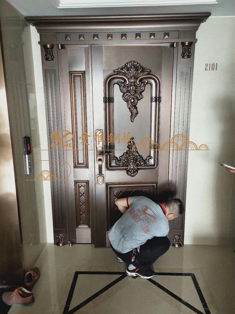 銅門廠家愛(ài)唯銅藝